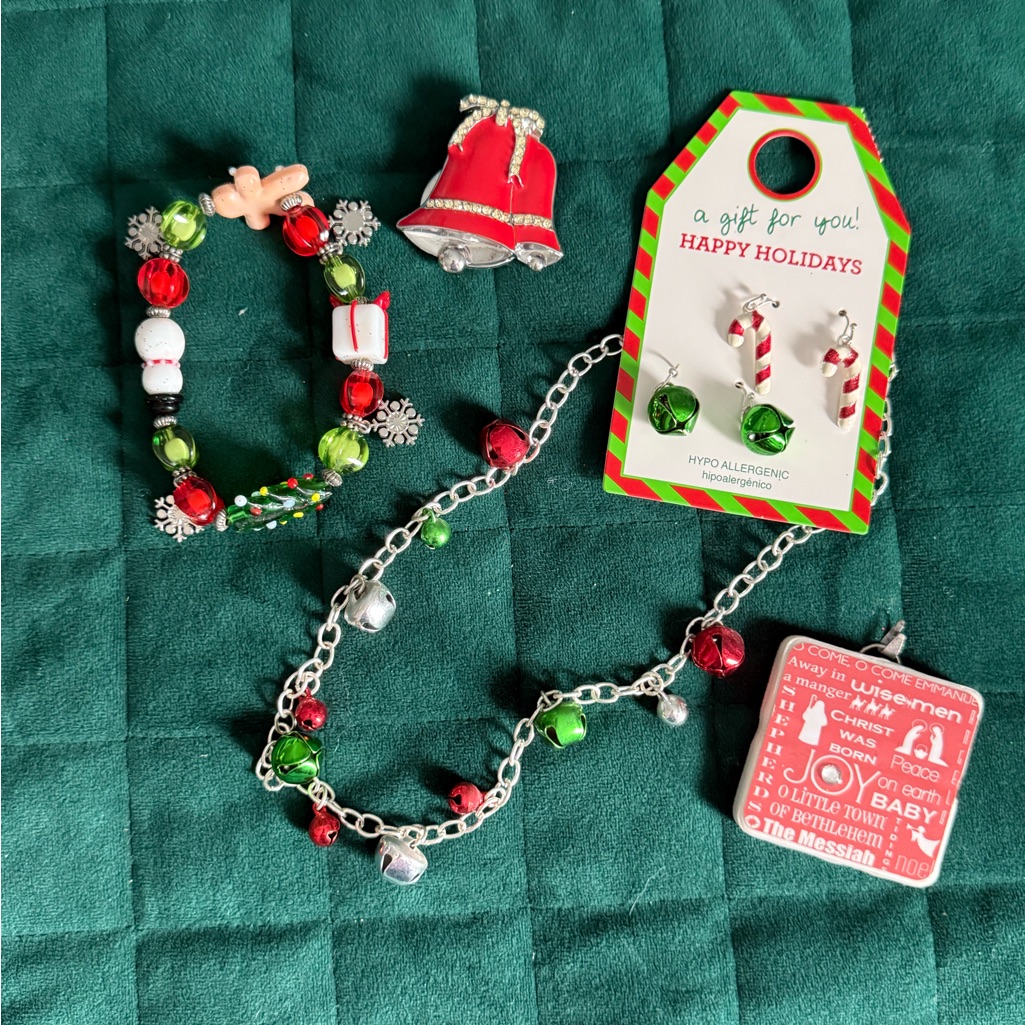 Christmas Holiday Accessory Set  Red Green Silver